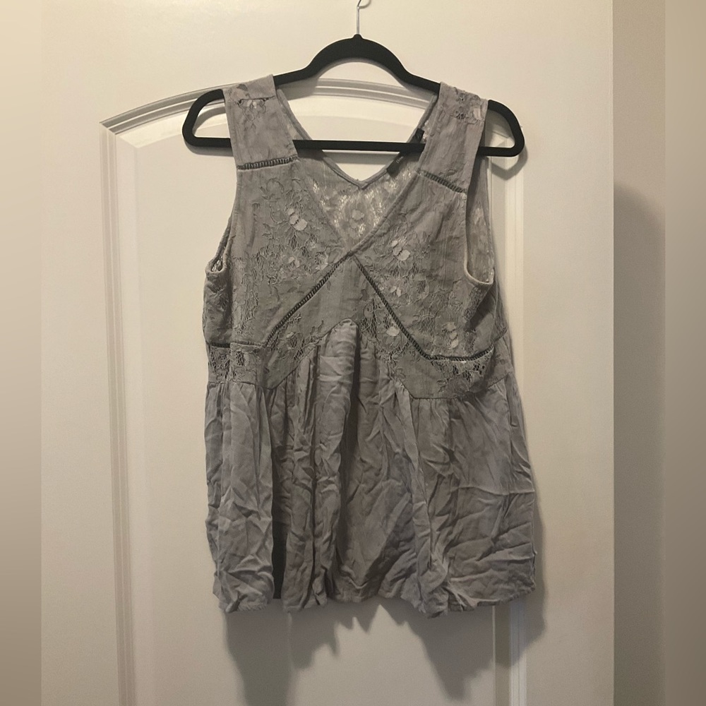 Mesh tank
